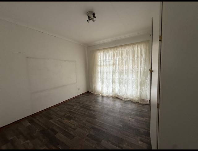 2 BEDROOM APARTMENT FOR SALE IN SAFARI GARDENS